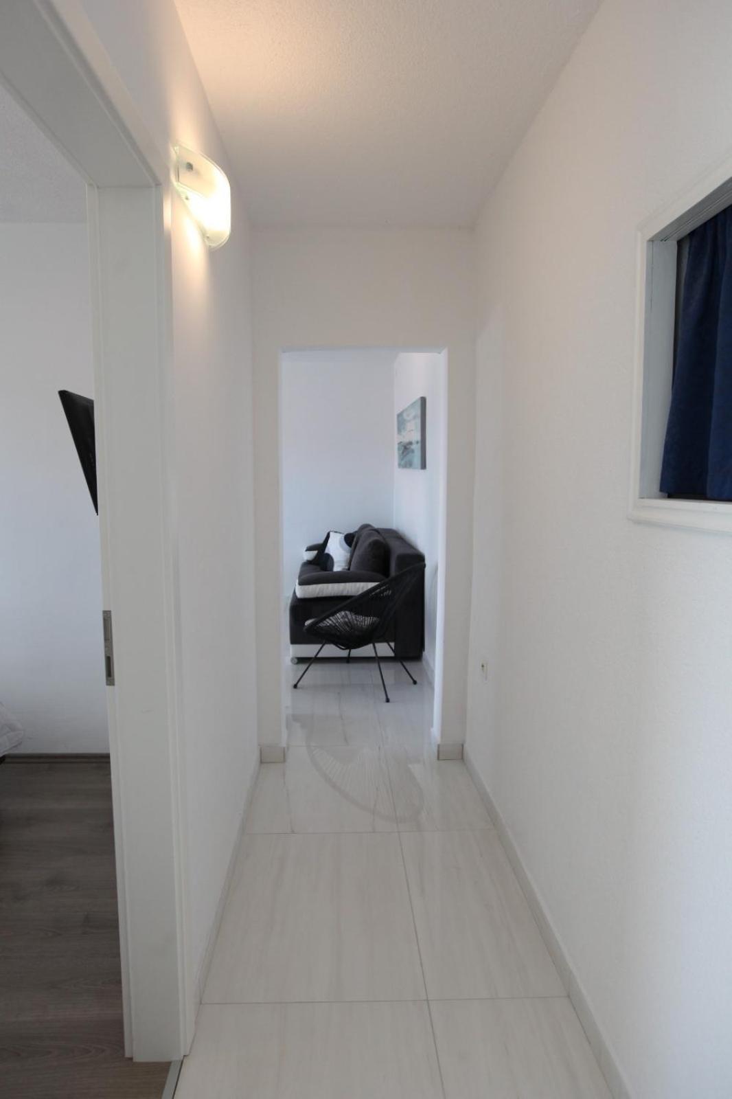 Apartment With Terrace And Sea View - Lucic Trogir Exterior foto